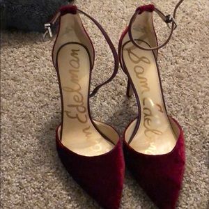 Sam Edelman pointed toe velvet heels